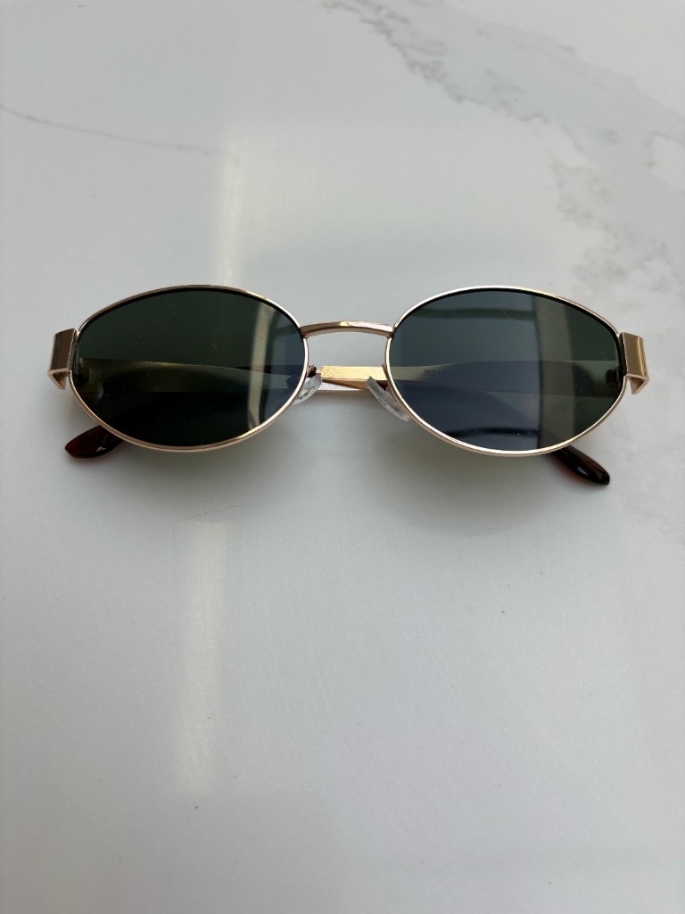 Des lunettes de soleil